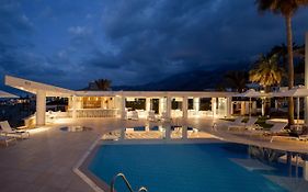 Akrogiali Beach Hotel Apartments